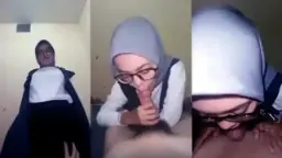 Kena Sepong Tante Hijab di Hotel